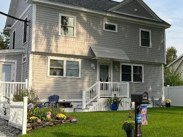 11 Bickford Street, Scarborough, ME 04074