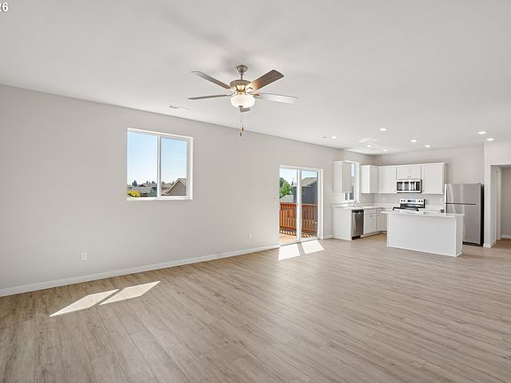 3rd image of 5411 NE 68th St
