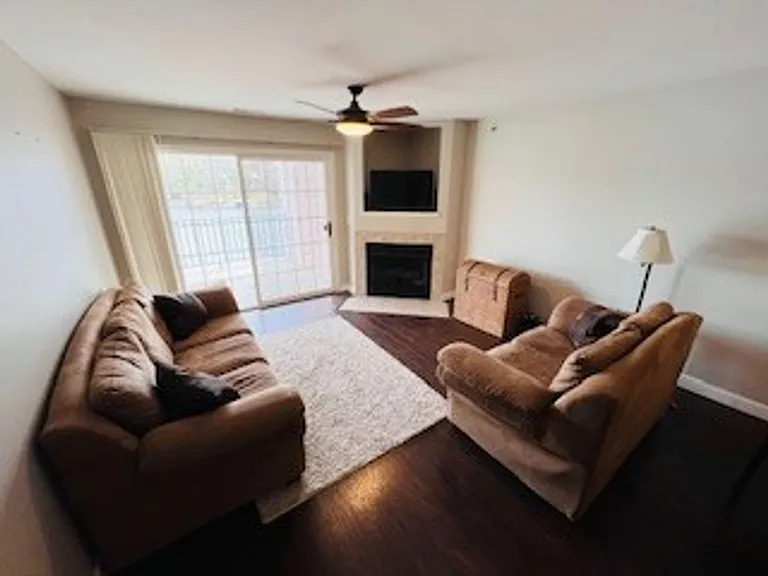 194 Sac Rd #D302 — Photo 9