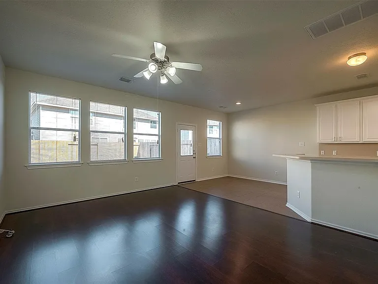 14330 Fairbuff Ln — Photo 6