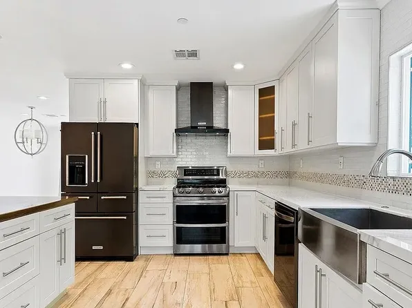 4524 Tobias Ave, Sherman Oaks, CA 91403
