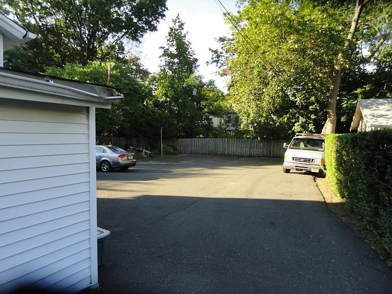 2nd image of 439 Washington Ave #C003b-32