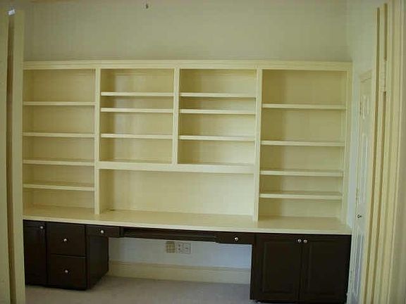 4th image of 5612 Estate Ln