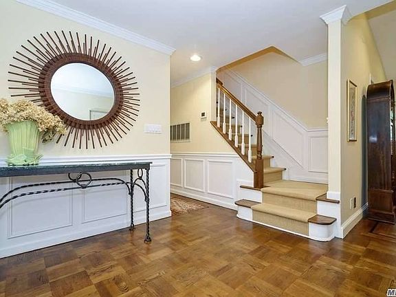 4th image of 18 Truxton Ln