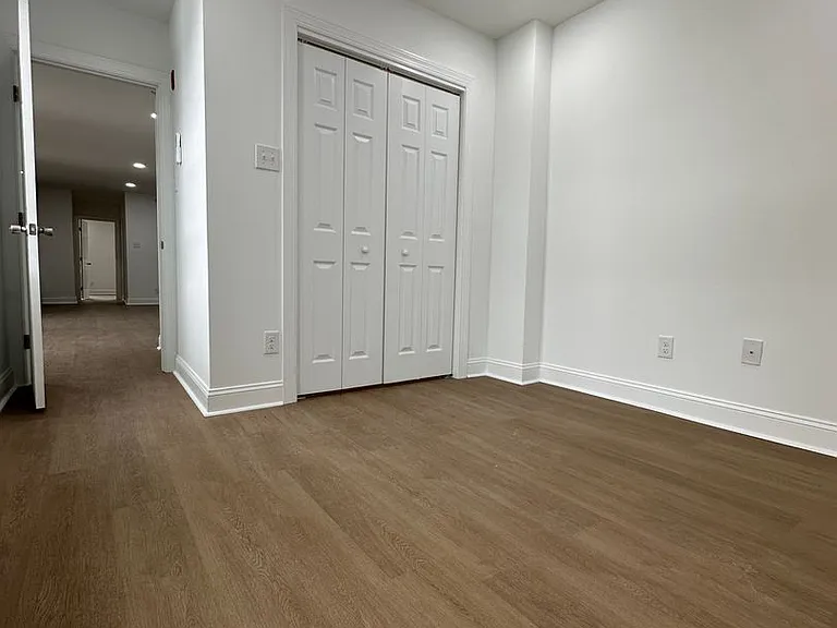 1209 N Franklin St — Photo 23
