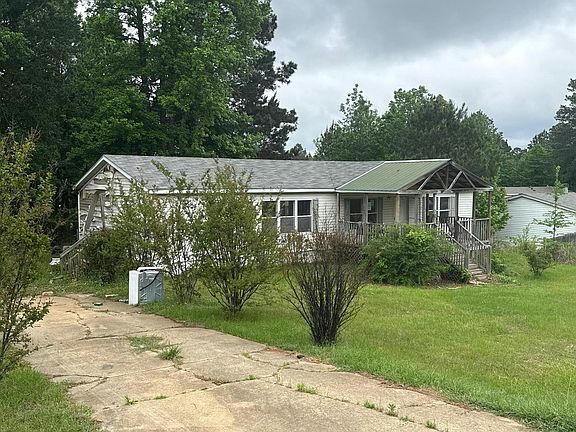 3rd image of 7203 Jennifer Ln