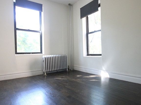 3rd image of 1045 Union St #4GF