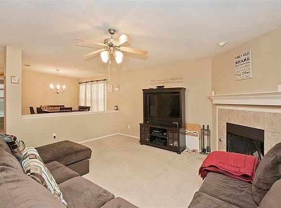 2nd image of 314 Highland Glen Dr