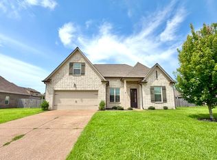 60 Birkdale Dr, Oakland, TN 38060