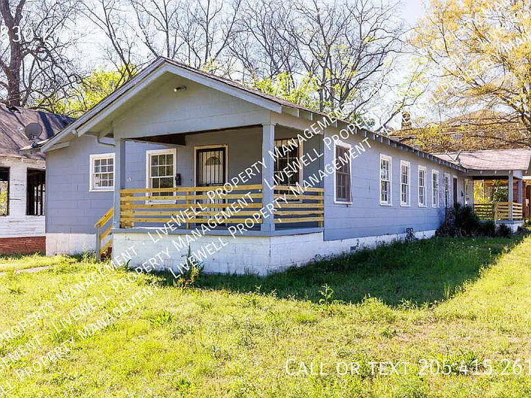 1830 Exeter Ave — Photo 1