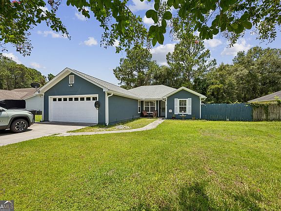 2nd image of 158 Plantation Oaks Dr