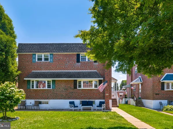 15113 Endicott St, Philadelphia, PA 19116