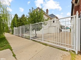 2662 W 39th Pl, Chicago, IL 60632