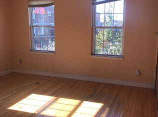 1537 S 11th St, Philadelphia, PA 19147