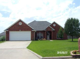 1421 Remington East Cir, Durant, OK 74701