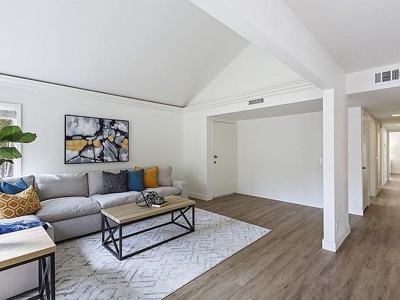 4th image of 10257 Caminito Covewood