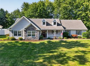 341 W Cedar St, Jefferson, OH 44047