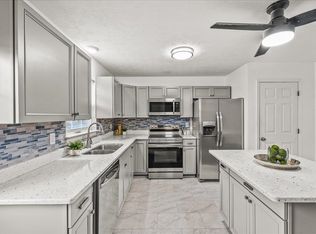 683 Stonewall Dr, Harrisonburg, VA 22801