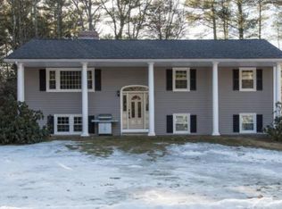 11 Cherokee Dr, Epping, NH 03042