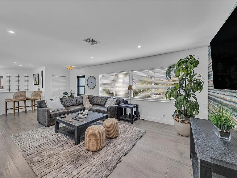 3108 NE 42nd Ct — Photo 22