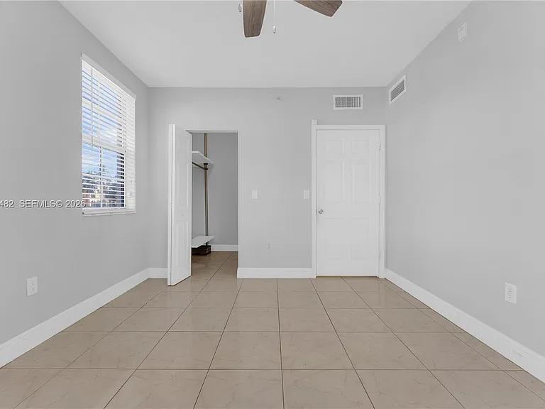 2400 E Preserve Way #101 — Photo 12