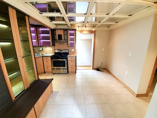 Rented by Brooklyn Property Group LLC | media 42