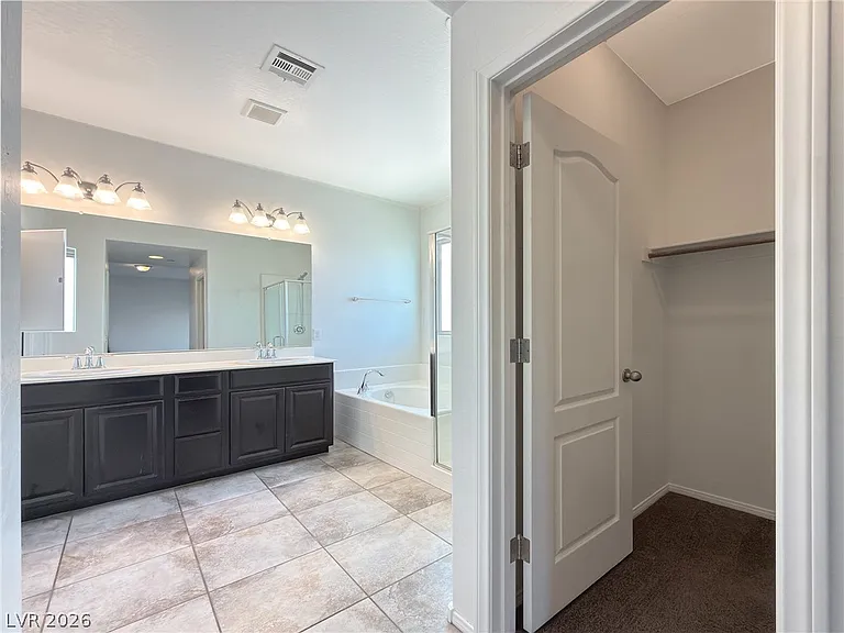 1074 Valley Light Ave — Photo 33