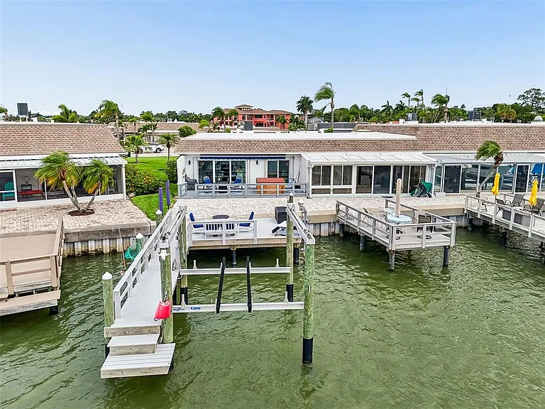 392 Boca Ciega Point Blvd N — Photo 35