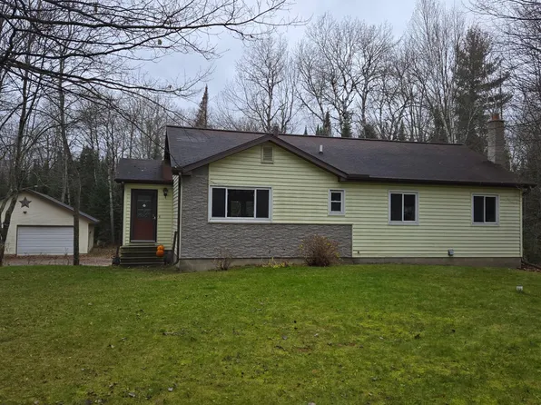 3039 Crescent Rd, Rhinelander, WI 54501