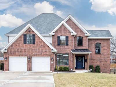 1371 Carnahan Rd, Pittsburgh, PA, 15220
