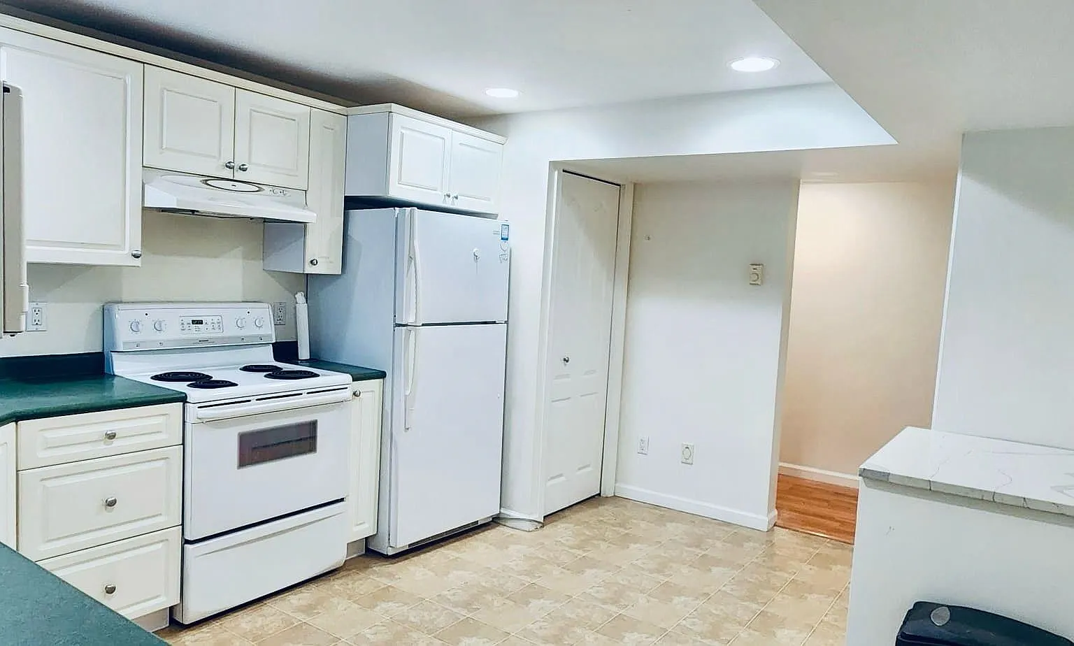2 bed, 1500 sqft, $2,200 — Photo 4