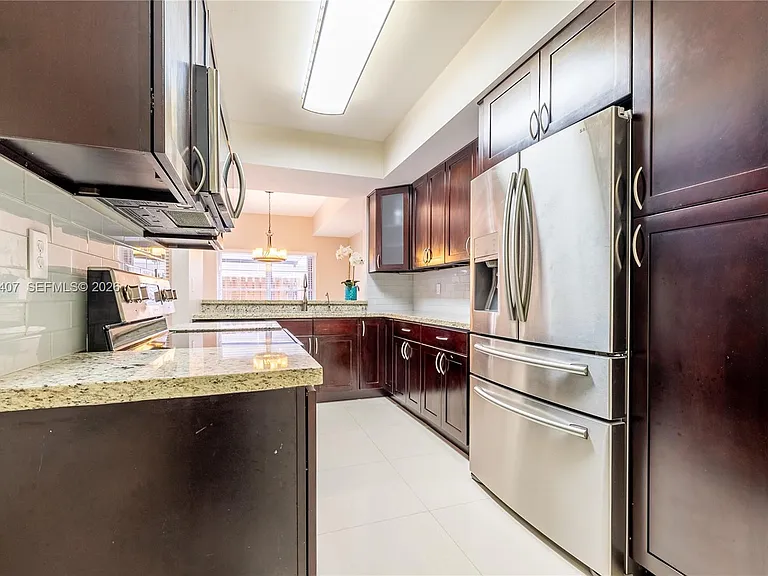 19160 NW 82nd Circle Ct #31L — Photo 16