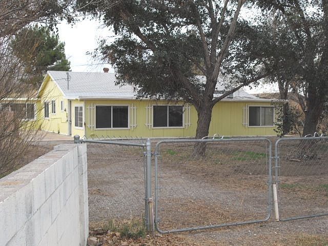 1st image of 10518 Tin Ln