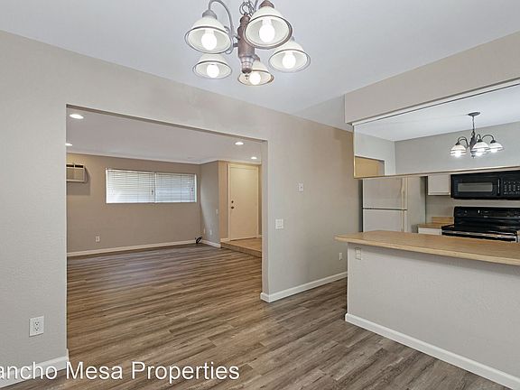 5th image of 7964 Mission Center Ct Unit D