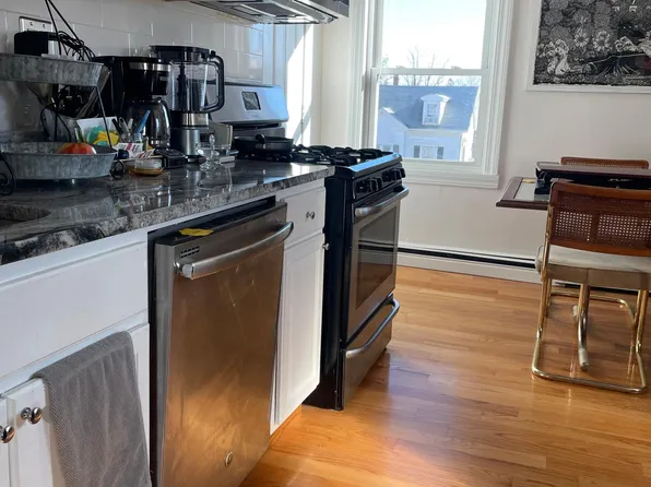 648 Columbia Rd #3CP, Dorchester, MA 02125