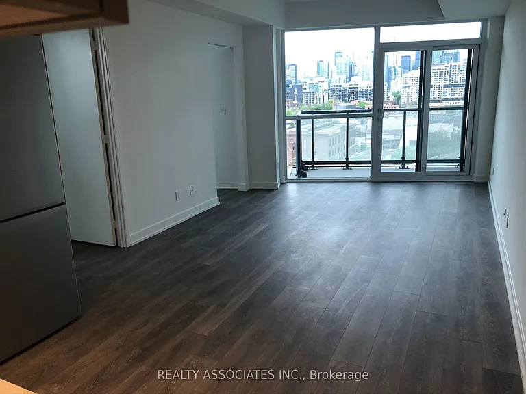 30 Ordnance St #1009 — Photo 2