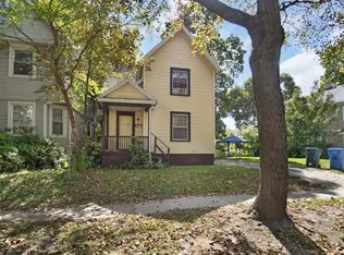 381 Parsells Ave, Rochester, NY 14609