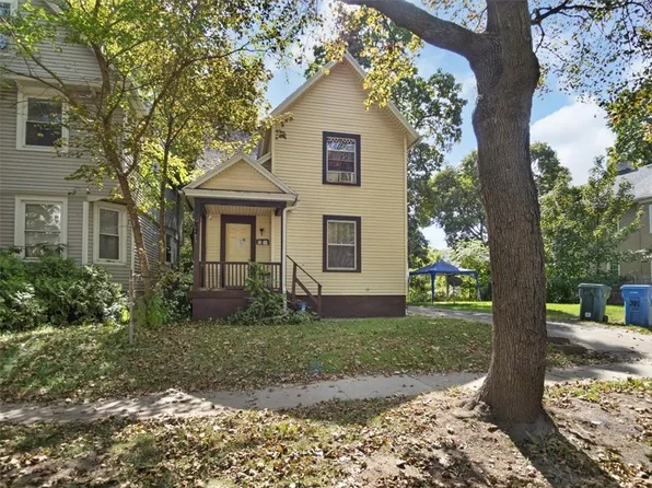 381 Parsells Ave, Rochester, NY 14609