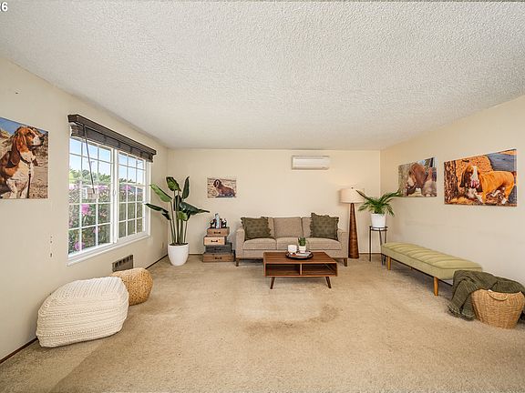 3rd image of 2365 L St