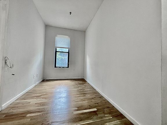 4th image of 2070 Frederick Douglass Blvd #2C