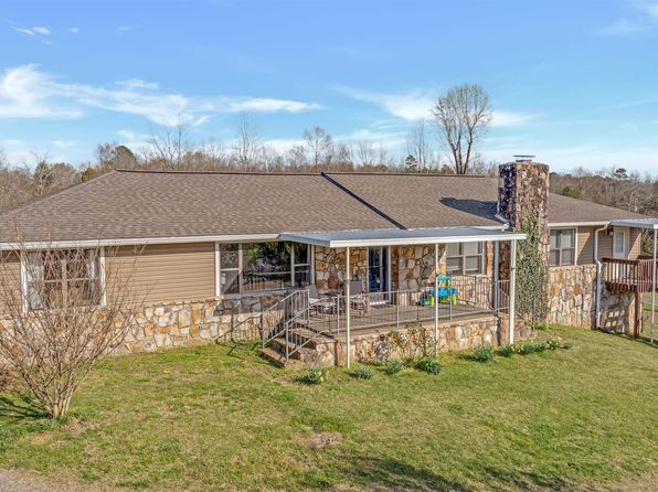 5516 County Road 27, Fort Payne, AL 35968