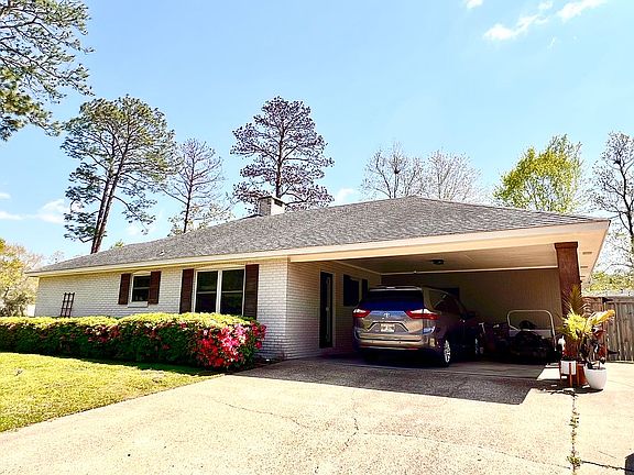 5th image of 609 Longwood Ct