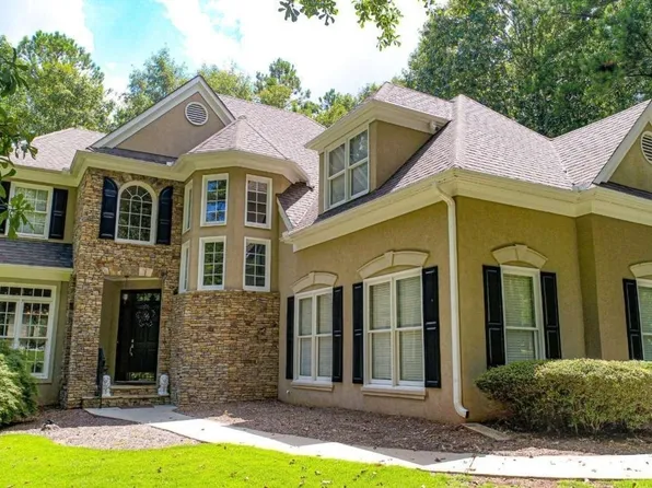 100 Cadencia Ct, Fayetteville, GA 30215