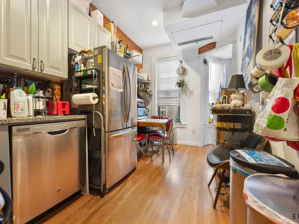 199 Java Street image 3 of 12