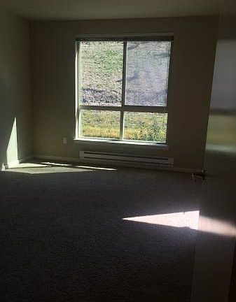 2nd image of 1050 10th Ave NE Unit 304