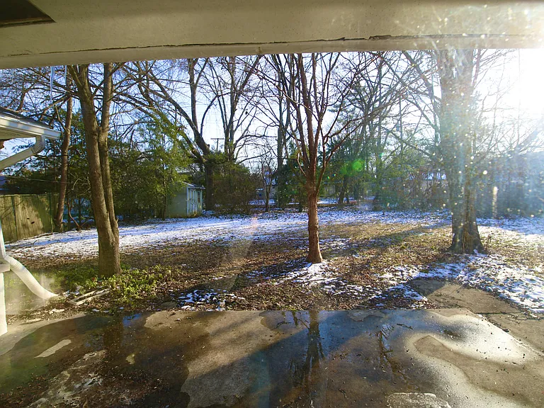 3191 E Broad St — Photo 12