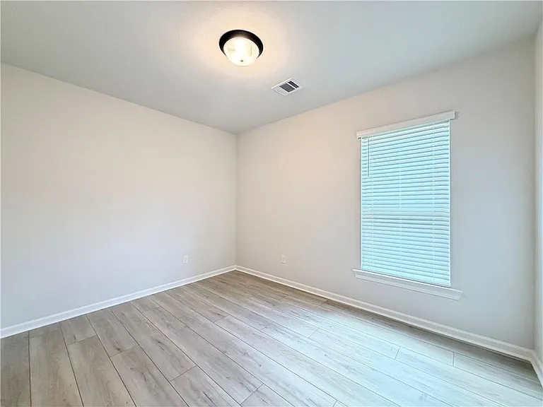 43526 McLain Ln — Photo 13