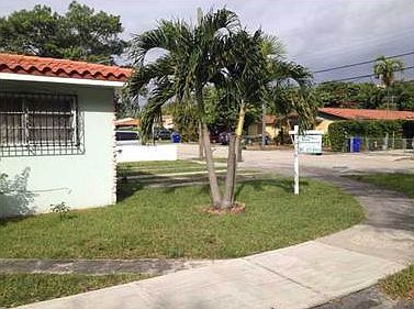 2nd image of 1350 SW 36th Ave