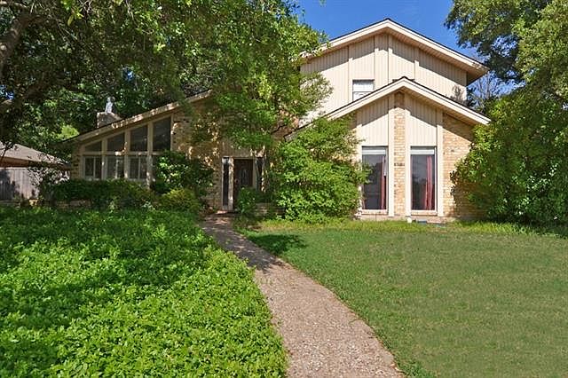 1st image of 1101 Yale Cir