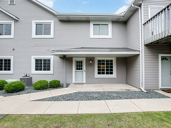 2nd image of 3165 Manitou Dr #6